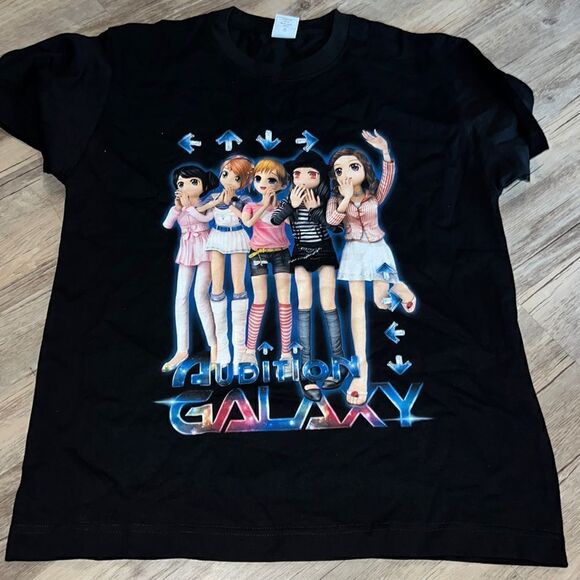 T shirt  - Picture 1 of 2